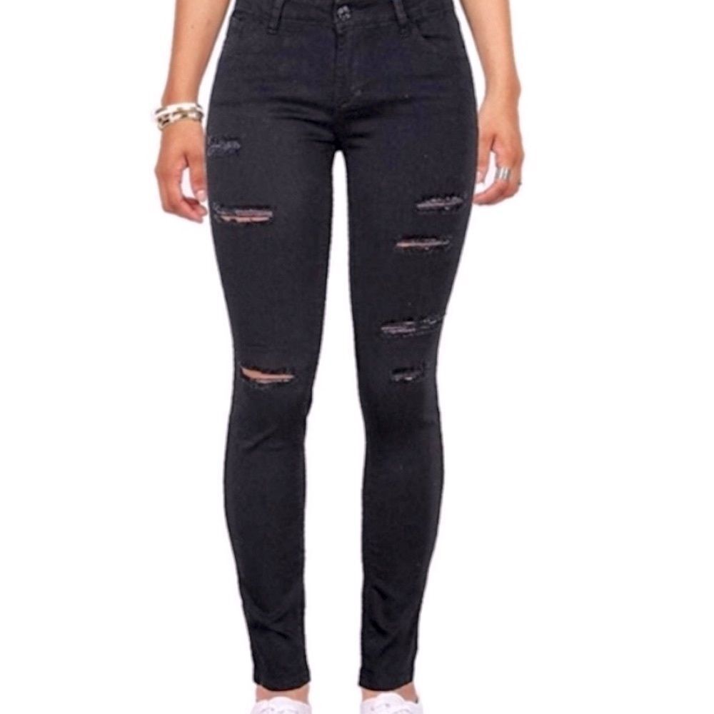NWT🏷 Galmint Black Distressed Jeans Sz 6 MSRP $98